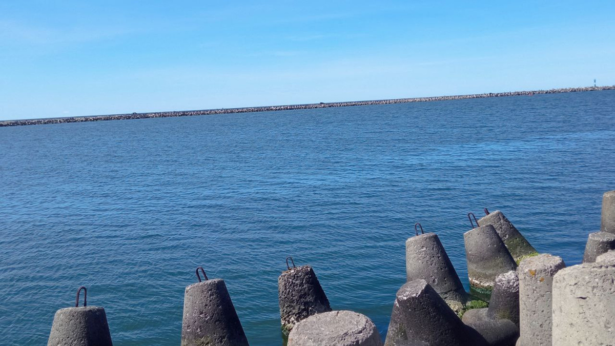 Море в районе Балтийской косы.