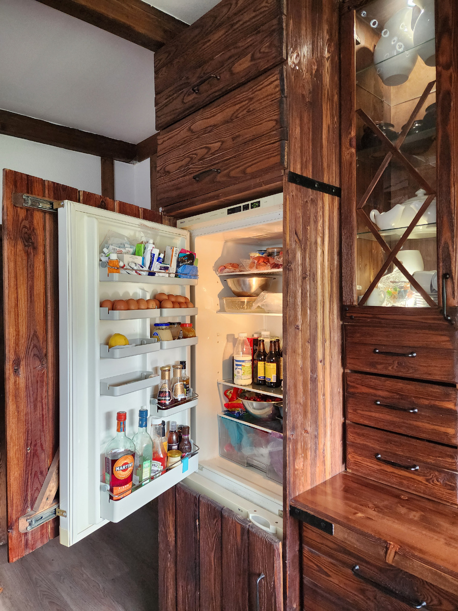 Встраиваем наш старый холодильник (из архива автора)