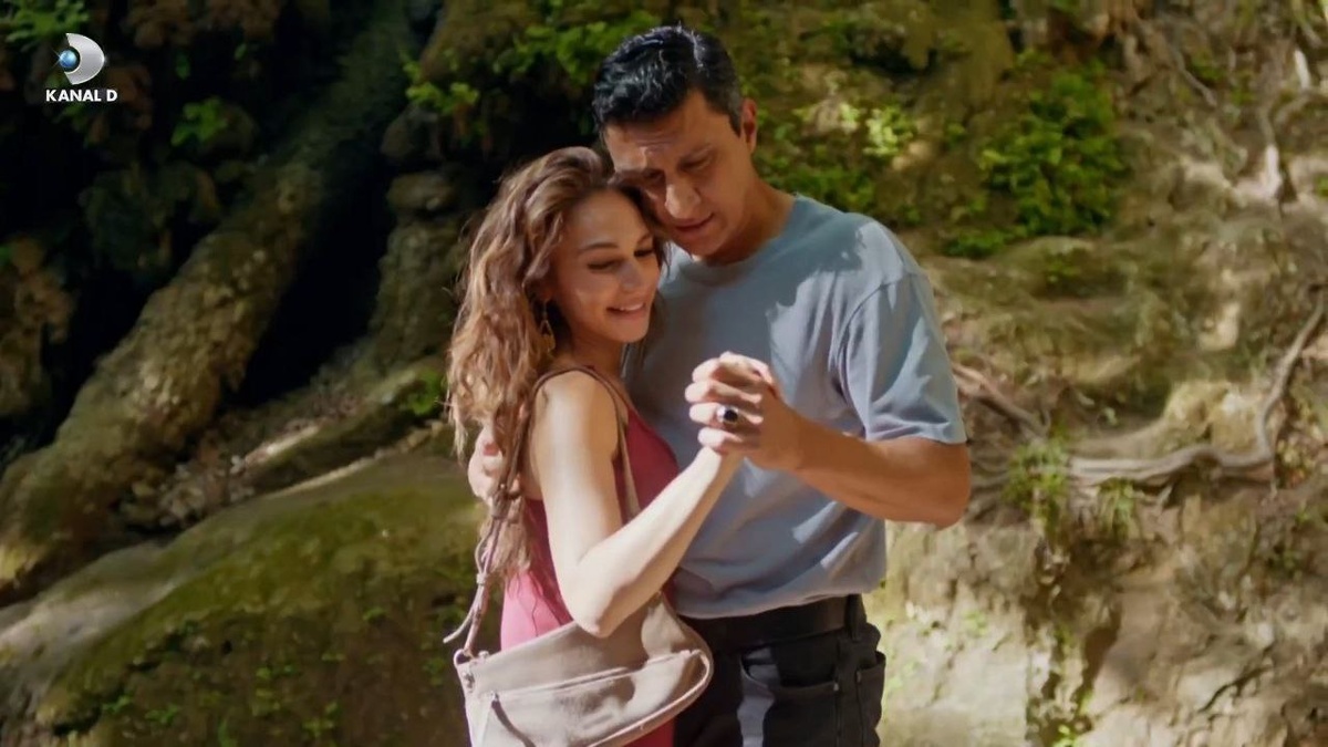 Кадры с 28 серии сериала Далекий город