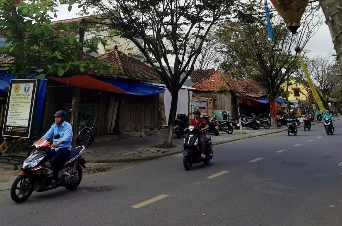    Ушлые бизнесмены сдают в аренду байк, а потом угоняют его.