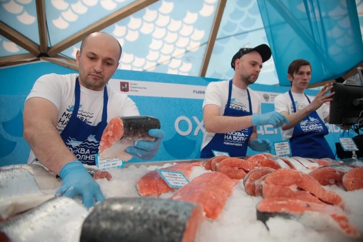    В «меню» мероприятия не только 500 видов рыбы, но и концерты и даже турниры по рыбалке.