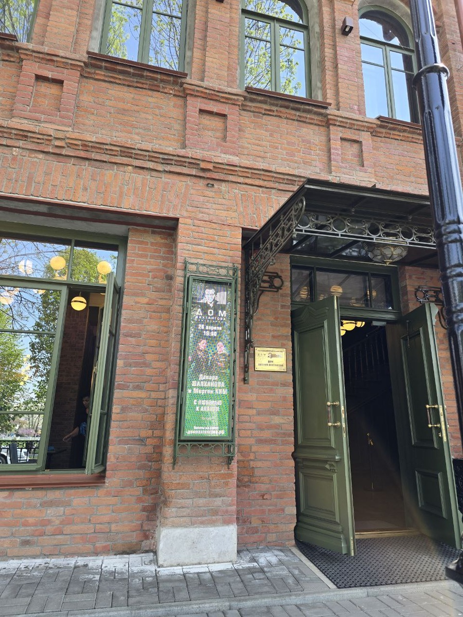 А это мы плавно приближаемся к следующему абзацу