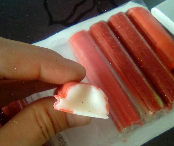 Вот эти оказались неудачными, внутри как клейстер.