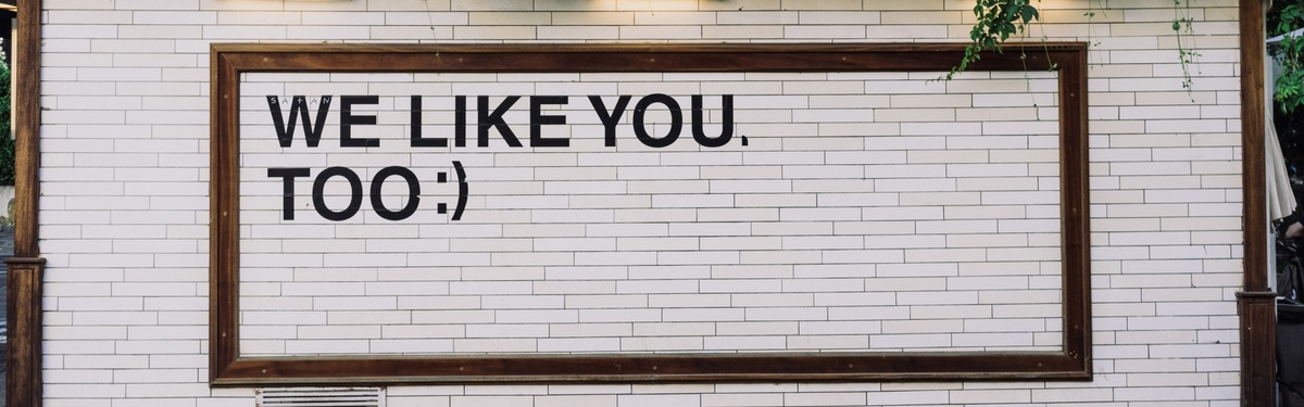 Как правильно благодарить клиентов за положительные отзывы в сети