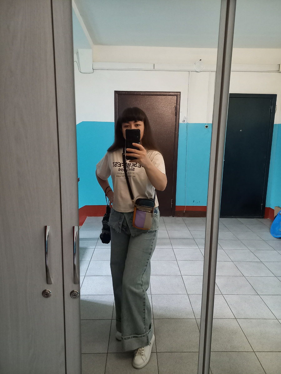 Взяла с собой зонт