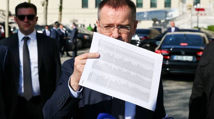    ТАСС Автор: Александр Рюмин Владимир Мединский 2 июня в Стамбуле (со списком спасенных Россией детей)