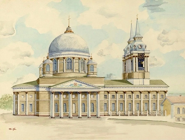    Изначально собор имел две колокольни. В 1930-е годы их, а также четыре малые главы вокруг центрального купола снесли