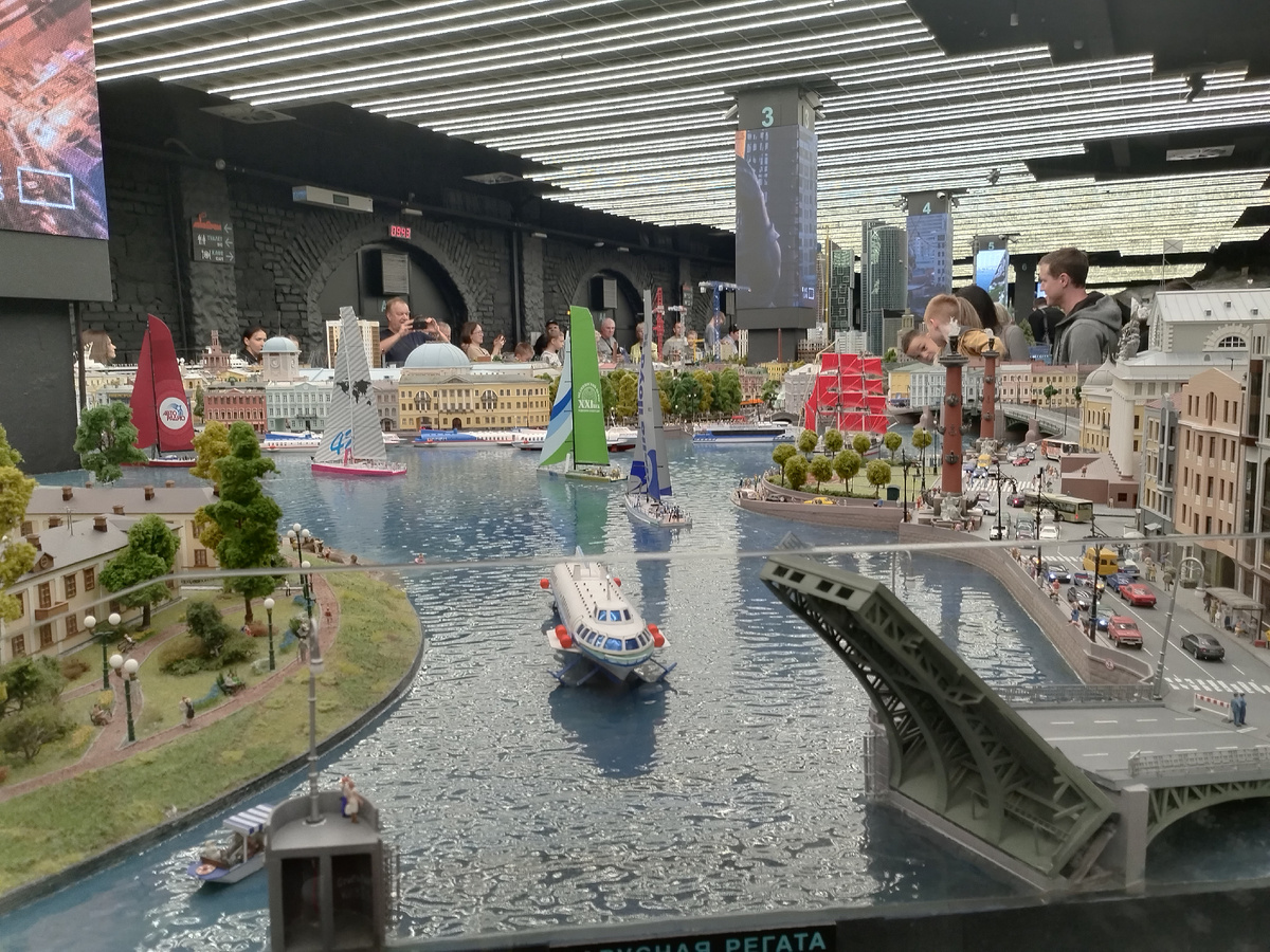 Граед-Макет России, расскажу о нем отдельно в другой статье