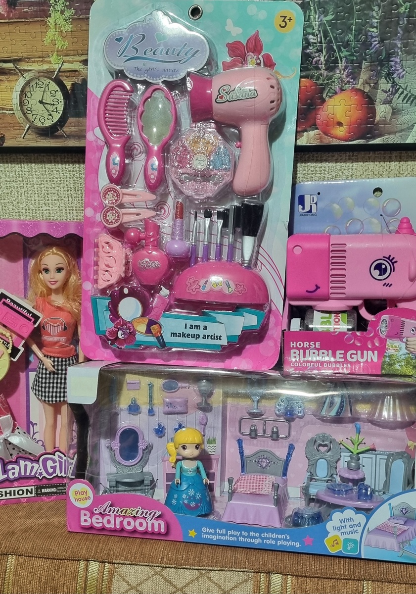 Подарки для маленькой принцессы! Как приятно и интересно выбирать подарки девочке! У меня то сын, ему это все без надобности)