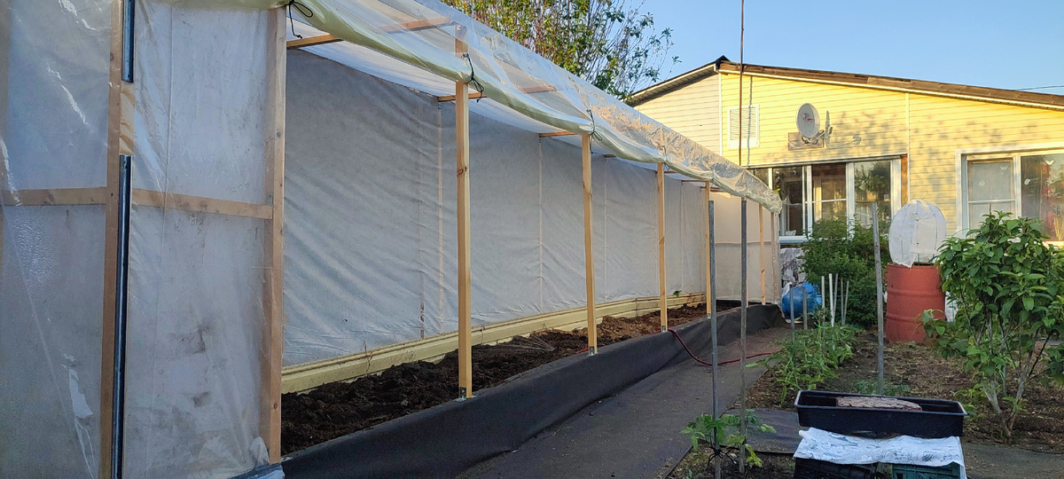 Мой уже почти готовый парник