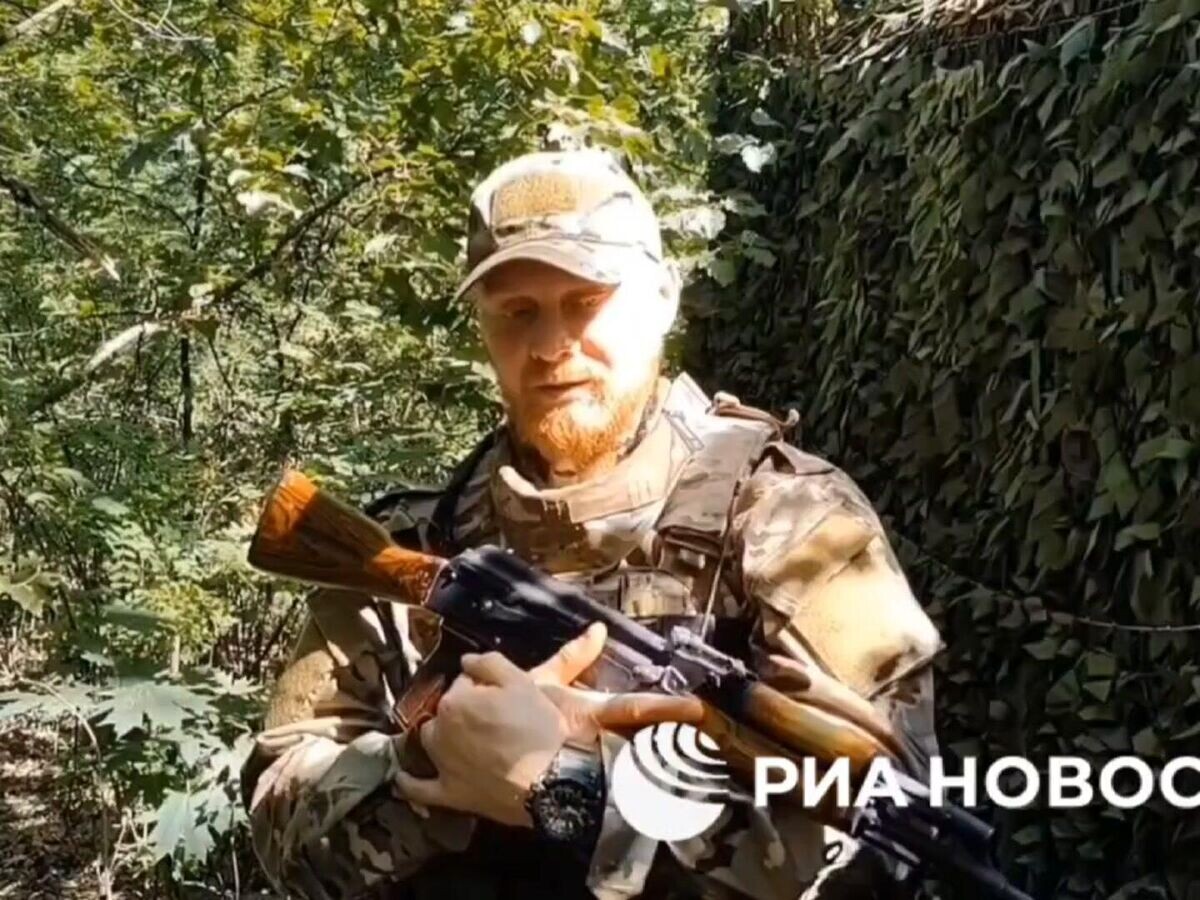    Военнослужащий: ВСУ попытались снять российский флаг в освобожденном Троицком© РИА Новости