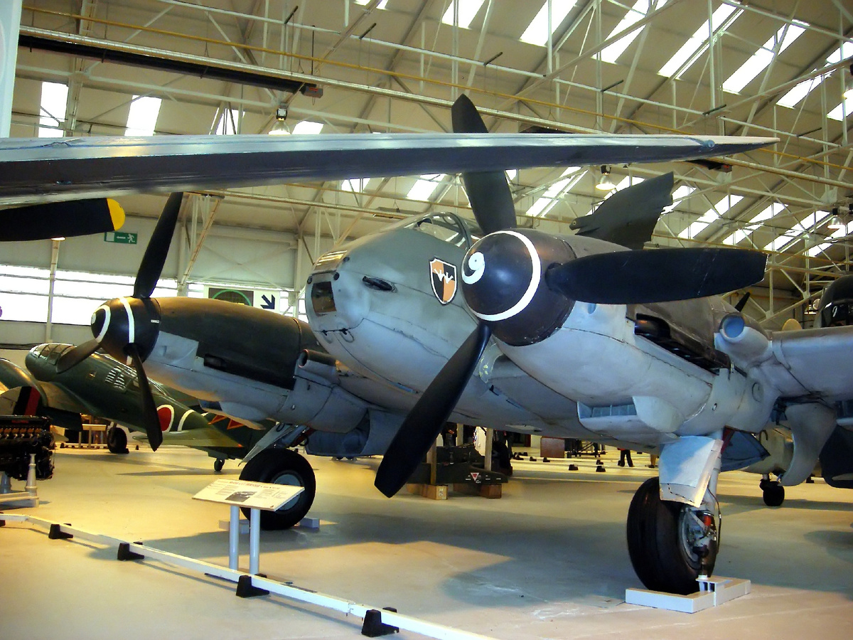 Me. 410 A-1/U2, музей королевских ВВС в Косфорде