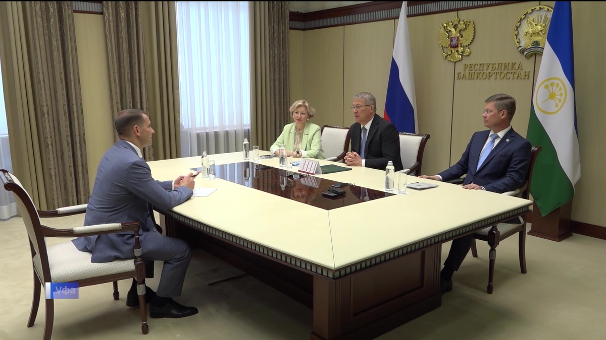    В Уфе Радий Хабиров встретился с председателем комитета Госдумы Ярославом Ниловым