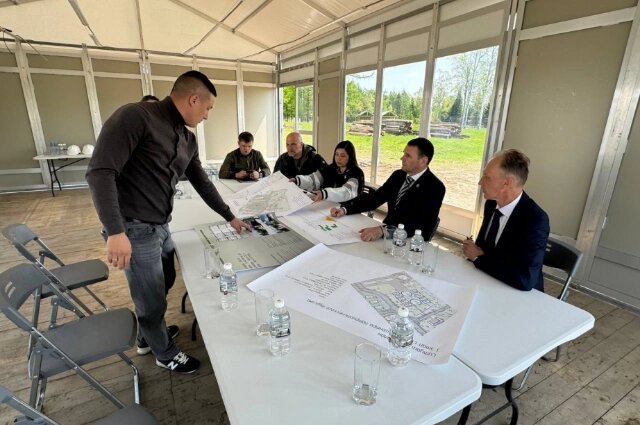    Демешин в Советско-Гаванском районе Фото: пресс-служба правительства Хабаровского края