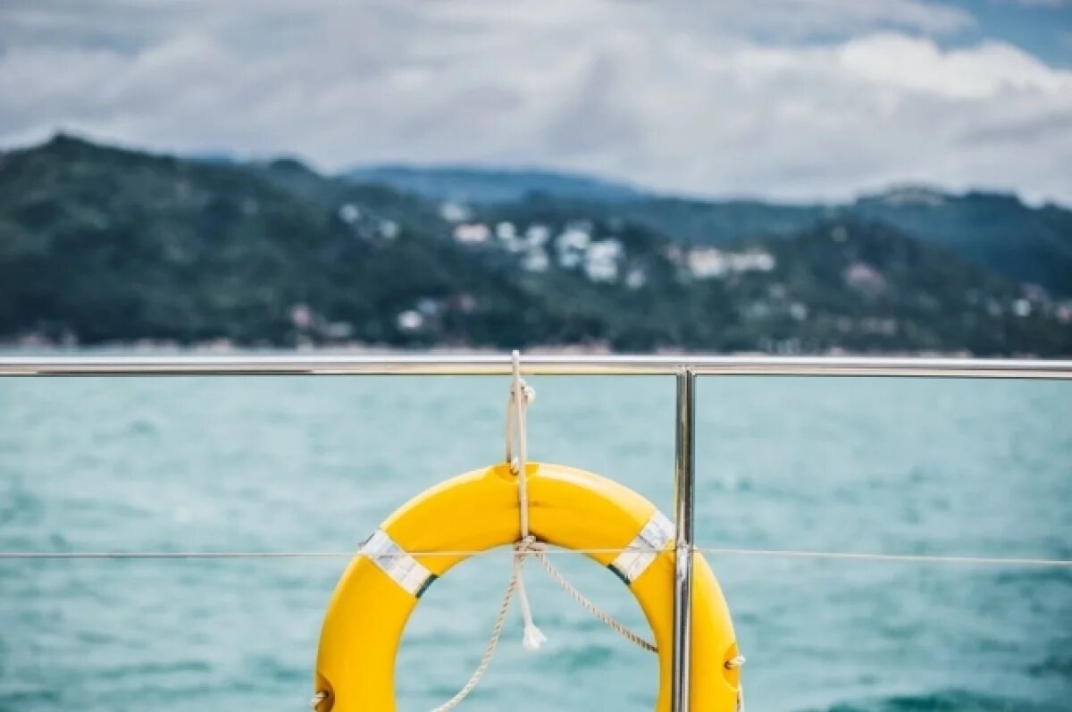    Первый летний круизный теплоход прибыл в Салехард