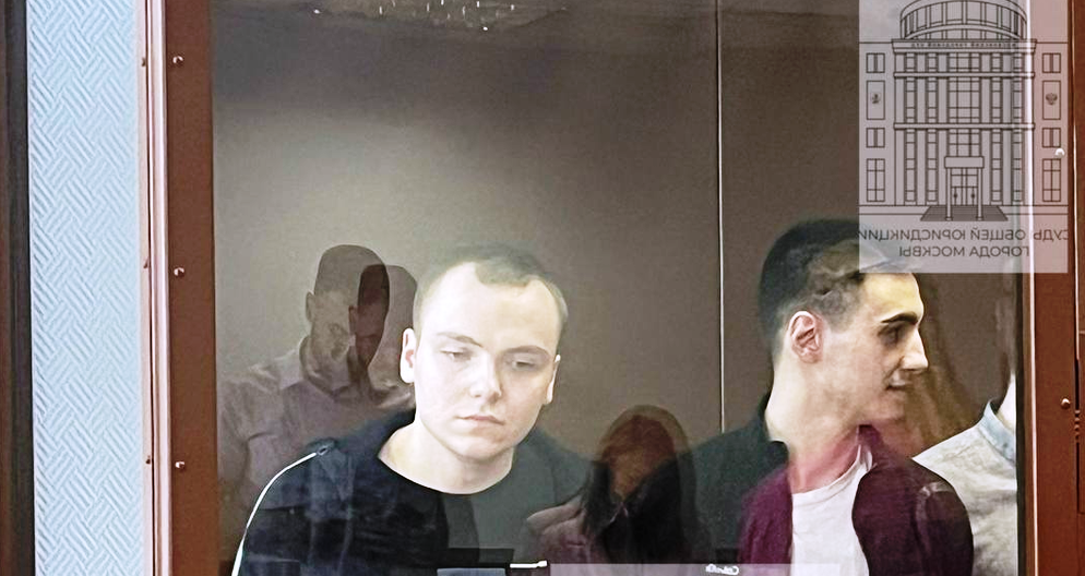 «Что ты смотришь, судья, мы тебя не боимся»: судья не ожидал услышать такое от подсудимых и назначил им максимальное наказание