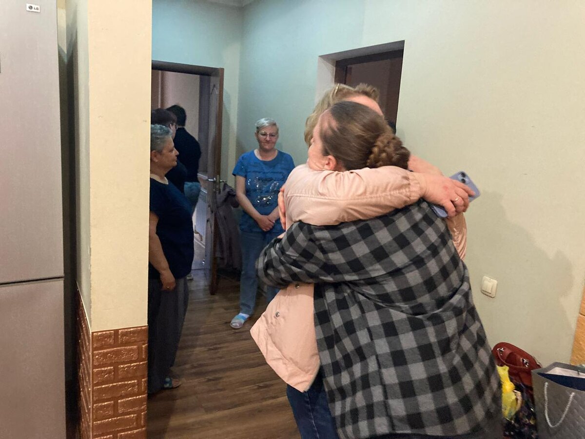 Всё... Первый пошёл. Точнее, полетел. 