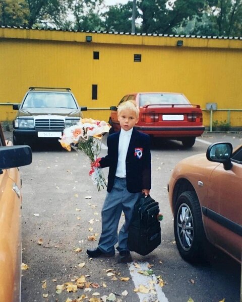    Еще в детстве артист понимал, что любит находиться в центре внимания admin