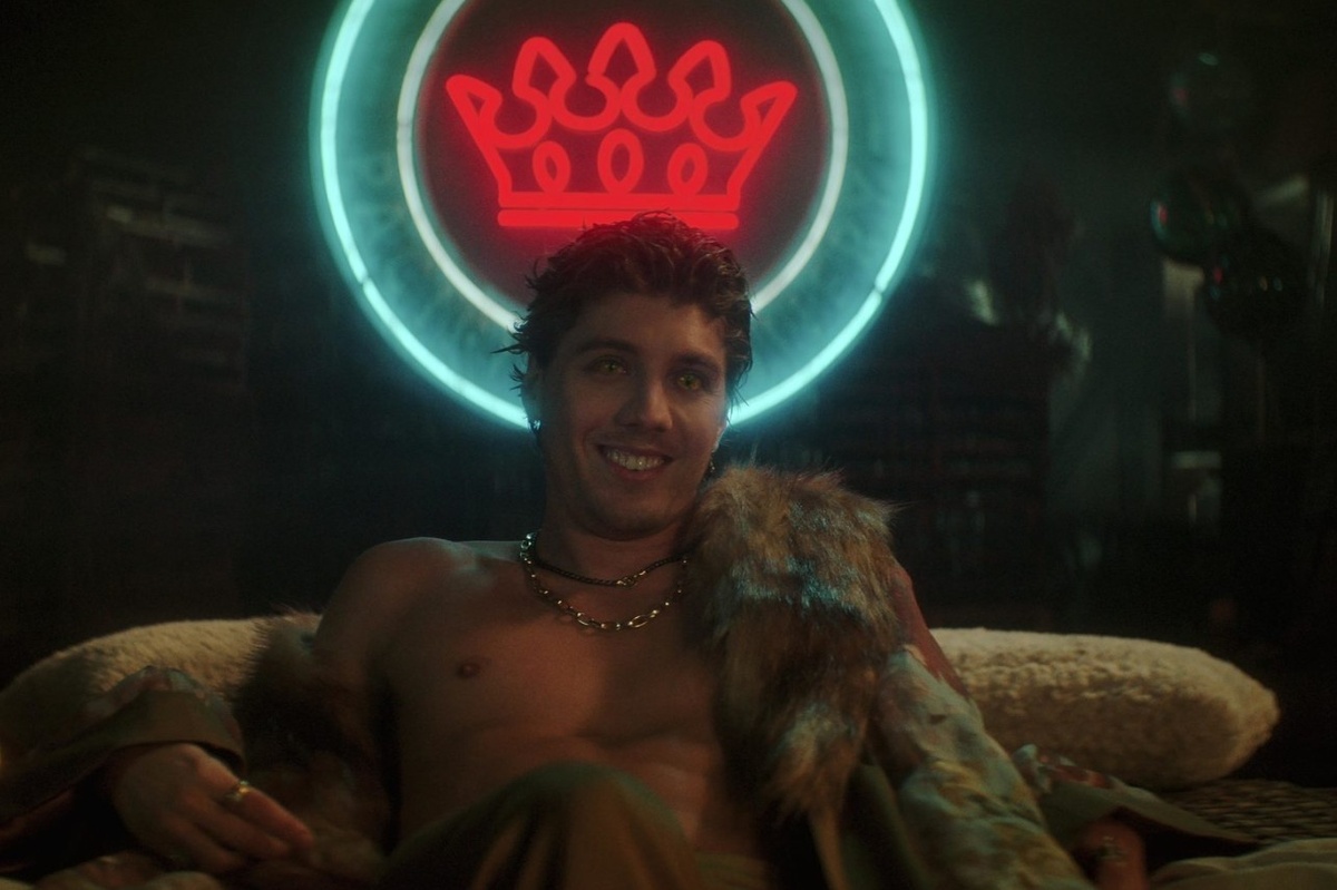 Листайте вправо, чтобы увидеть больше изображений