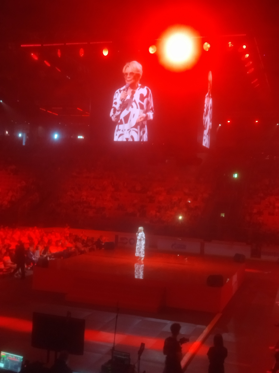 Лина Арифуллина на Альфа-конфе. Фото моё