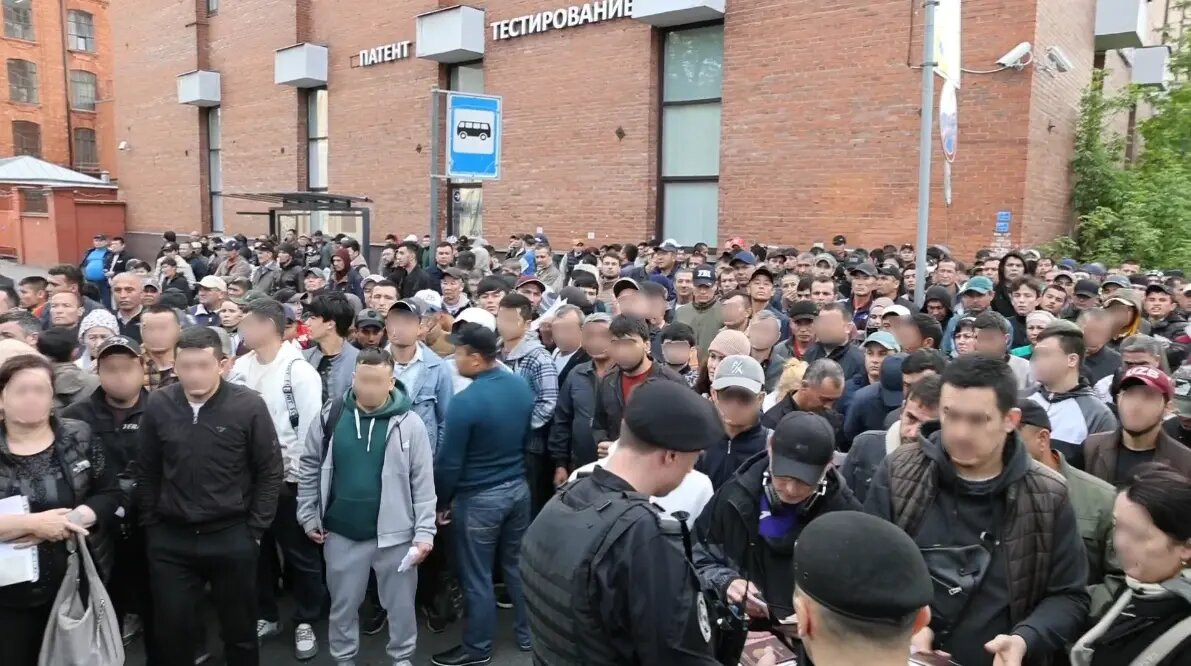    Фото: кадр видео ГУ МВД по Петербургу и Ленобласти