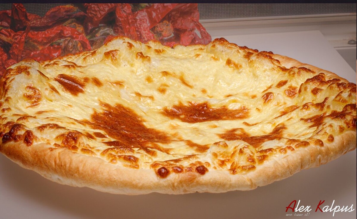 Рецепт №1 - Имерули: Имеретинское хачапури на 6 порций/ Грузия