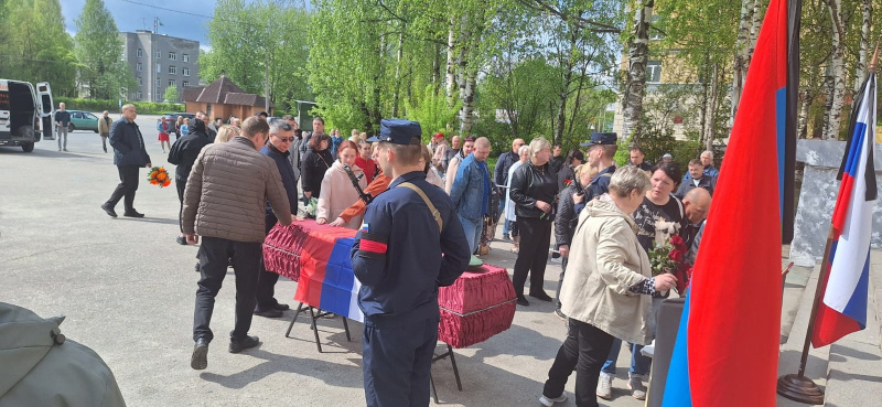    Сегежа проводила в последний путь земляка, погибшего на спецоперацииАдминистрация Сегежского округа