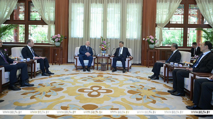     Взоры многих государств обращены в Пекин