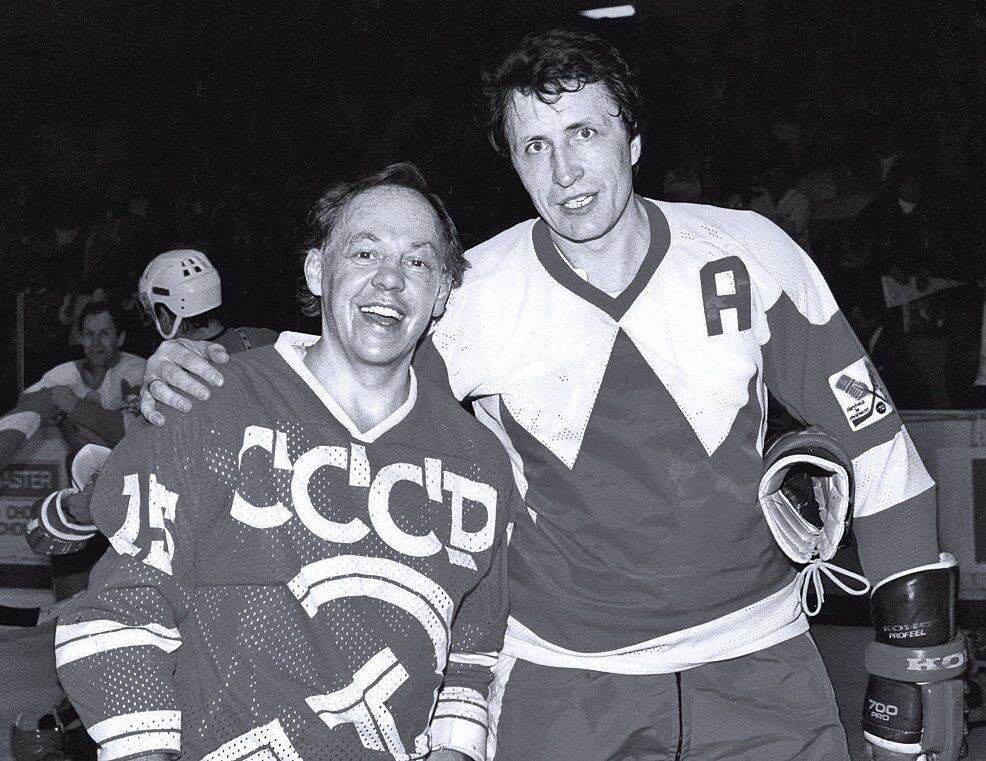 Фото с яндекс.картинки (ветераны Суперсерии-72: И.Курнуайе и А.Якушев)