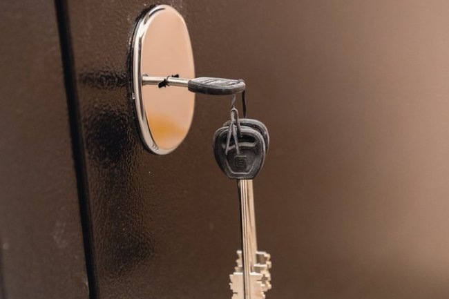    ипотека/ квартира/ дверь