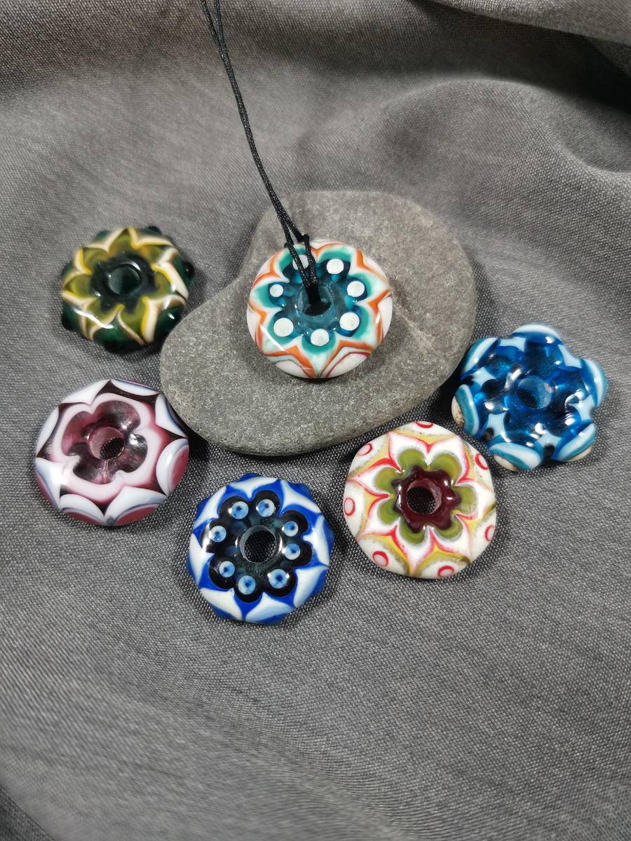 Мандала кулон. Лэмпворк 