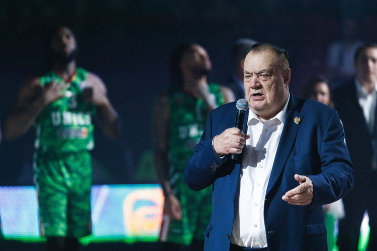    В 2023 году Евгений Богачев выиграл чемпионство, в 2024-м — «серебро», в 2025-м — «бронзу».   
Фото: «БИЗНЕС Online»