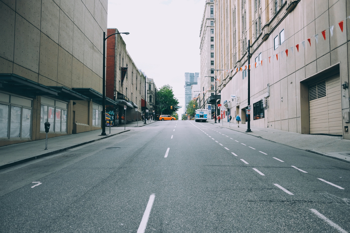 Фото заимствовано - https://kasheloff.ru/photos/down-a-street-by-street/67