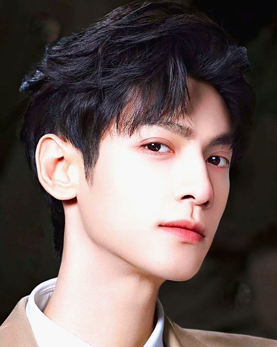 Снимок с экрана монитора. Китайский актер Ло Юн Си (Лео Ло).