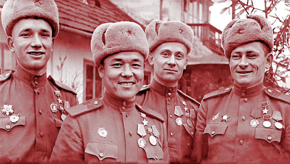 Один из самых известных снимков времён ВОВ.