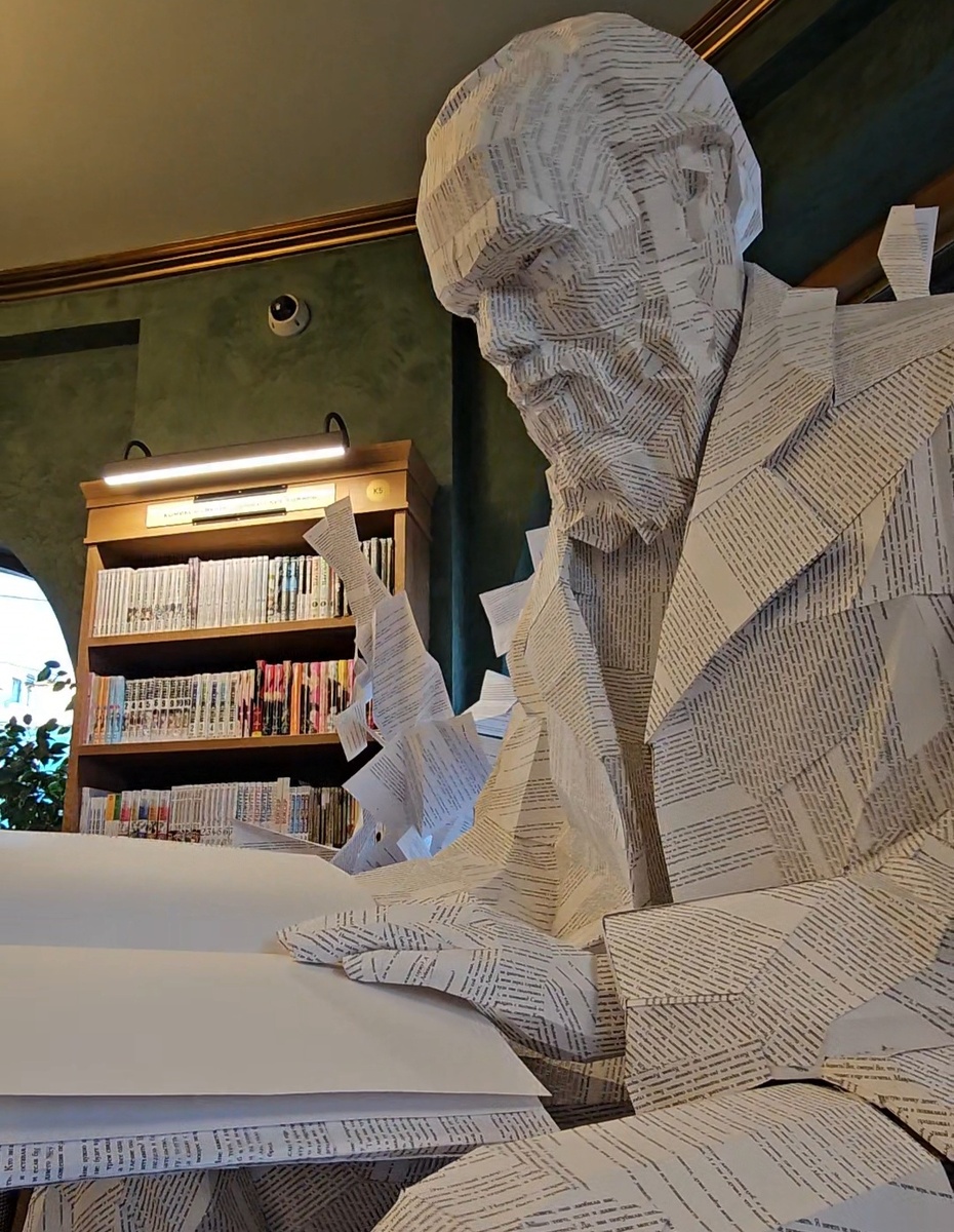 Скульптура Ф.М. Достоевского (фотография автора)