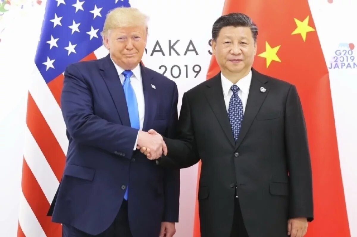    Трамп заявил, что всегда симпатизировал Си Цзиньпину