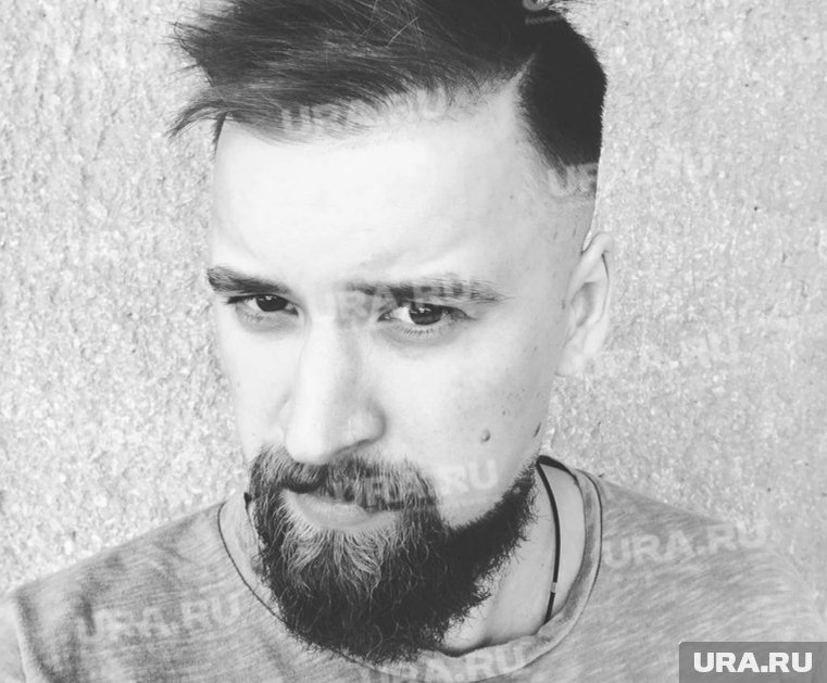 Бабушка уверяет, что не в курсе о местонахождении внука. Фото: Соцсети Артема Тимофеева © URA.RU