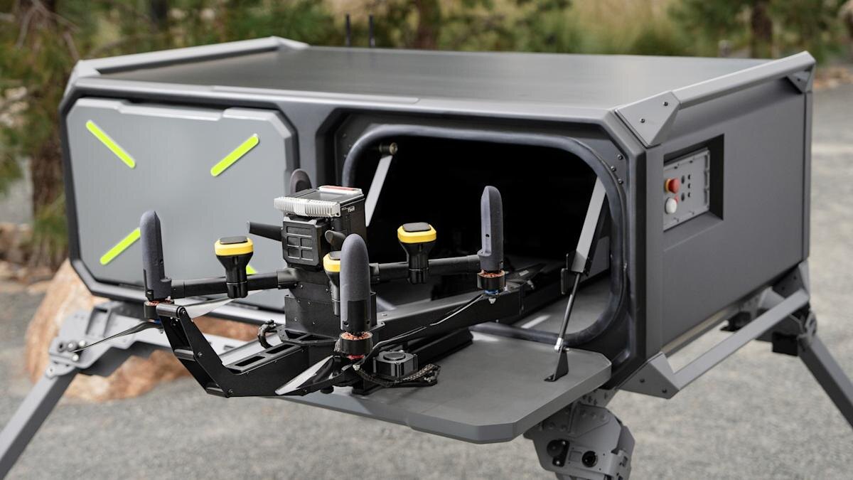 Дрон Anvil с устоновкой для запуска