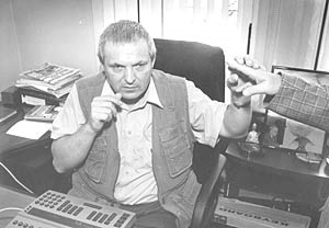 Александр Суворов получал информацию лишь с помощью осязания. Фото из открытого доступа