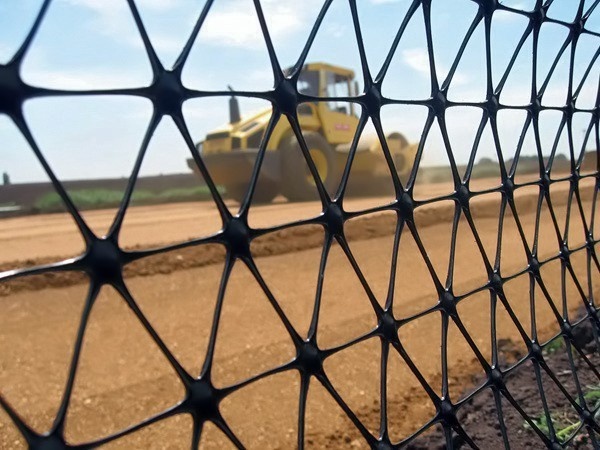 Гексагональная геосетка вблизи.