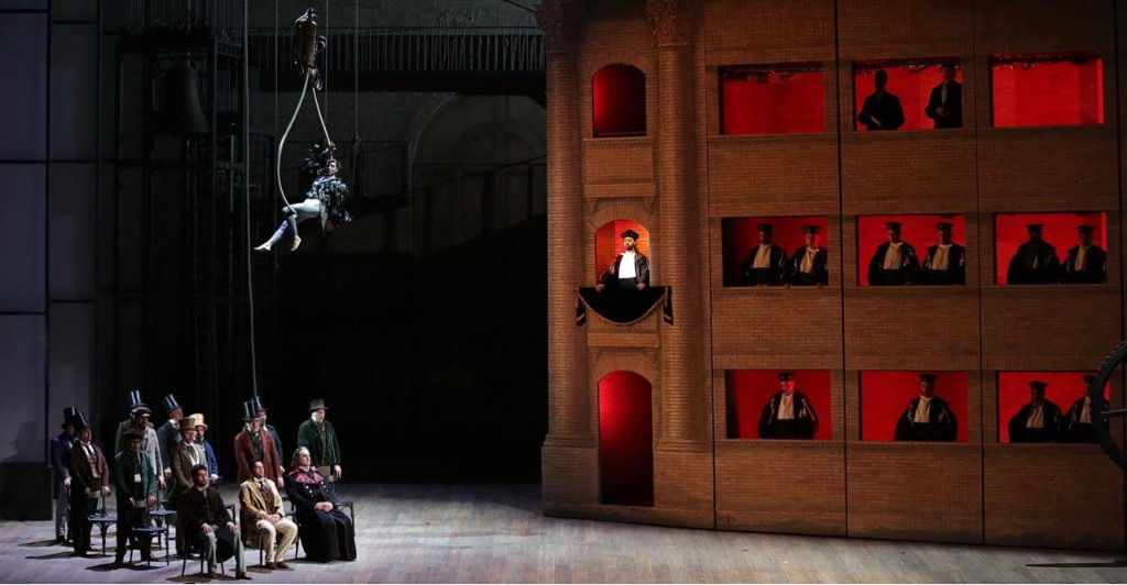 Фрагмент оперы Россини "Сорока-воровка"