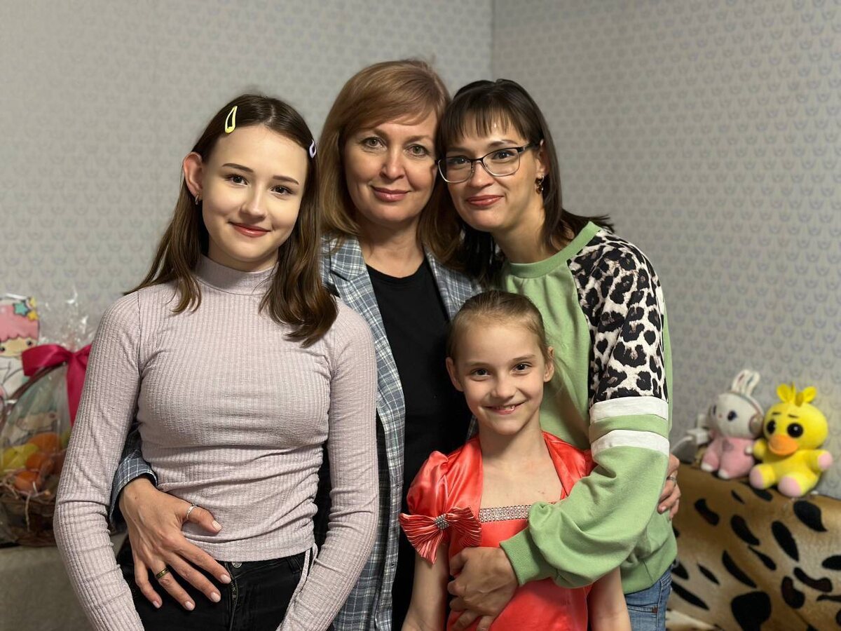    Оренбургская семья Назмутдиновых встретилась с детским омбудсменом Марией Львовой-Беловой Марина Шарт