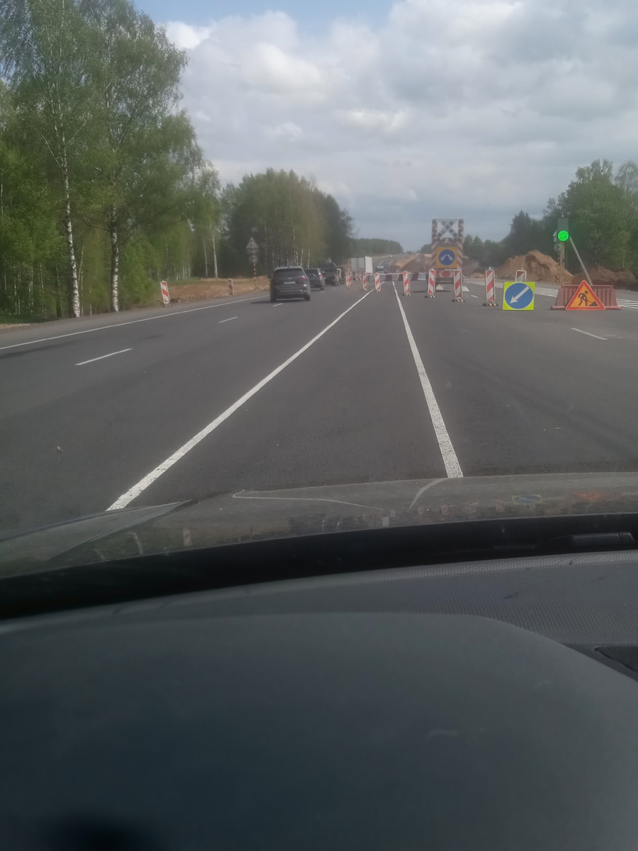 М-9 сдана в эксплуатацию. Все 4 полосы :) 