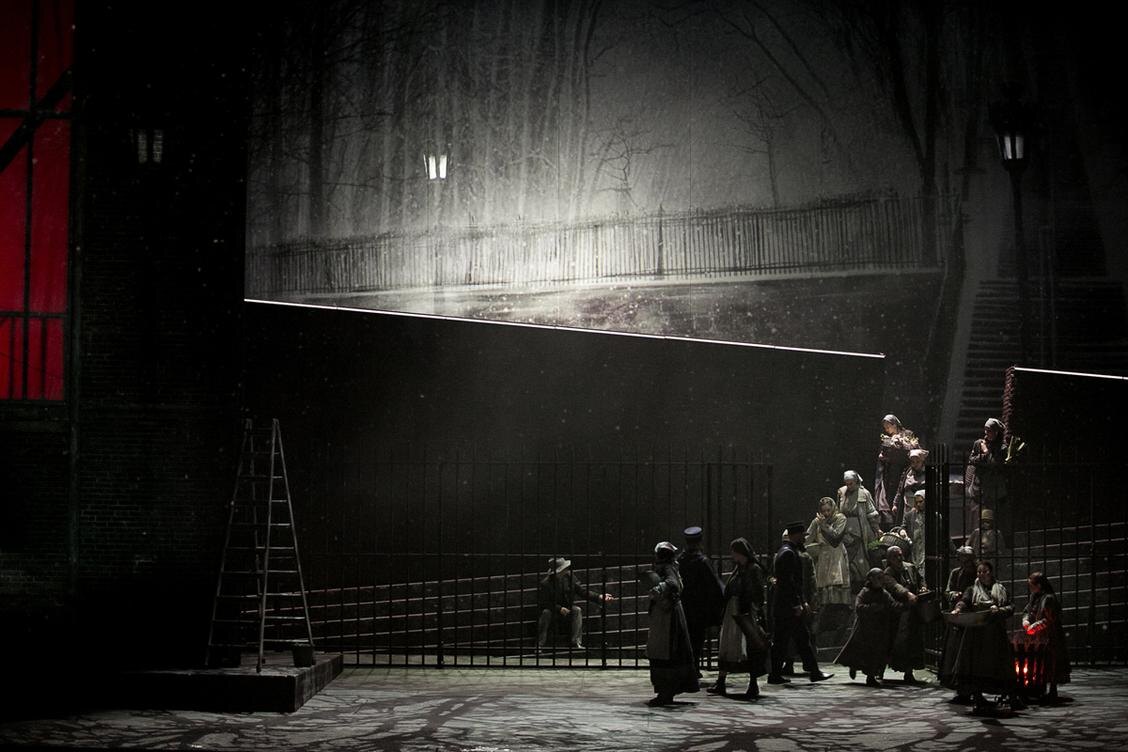 сцена из спектакля, фото с  официального сайта Большого театра.