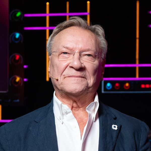     Сергей Шакуров, Клава Кока и Филипп Киркоров сыграют в «Поймай меня, если сможешь»