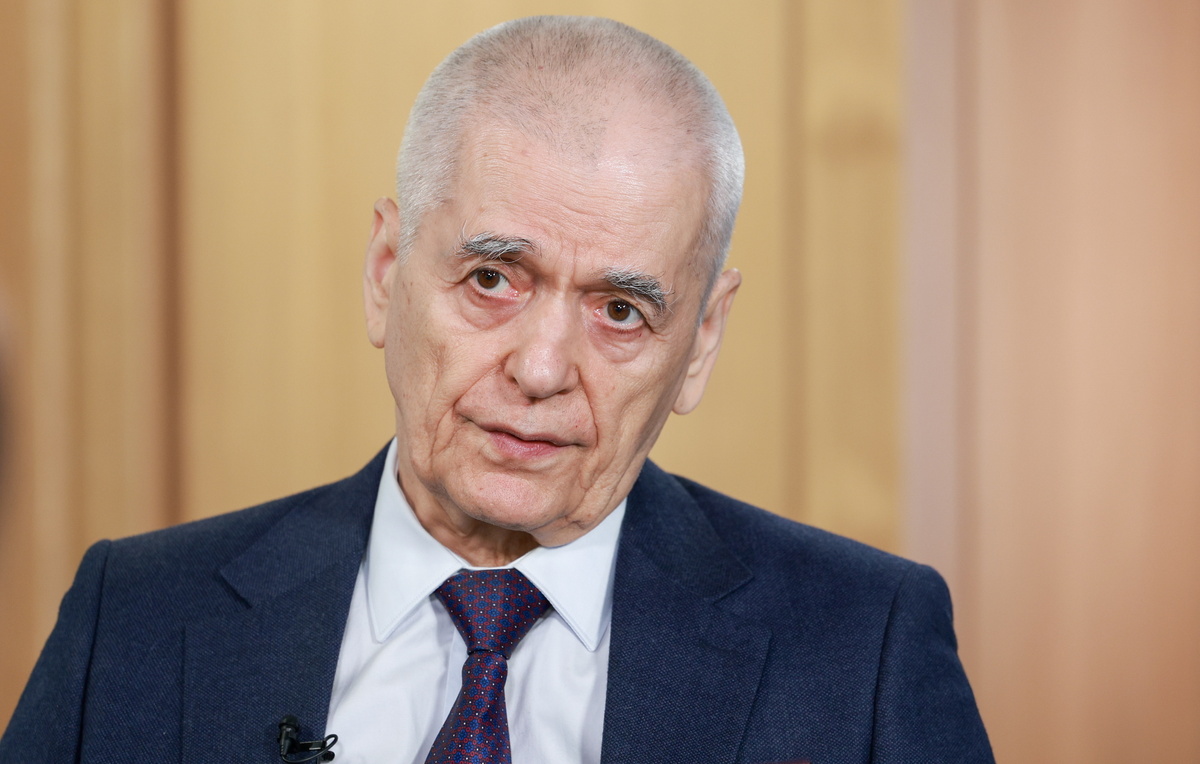    Академик РАН Геннадий Онищенко  Александр Щербак/ТАСС