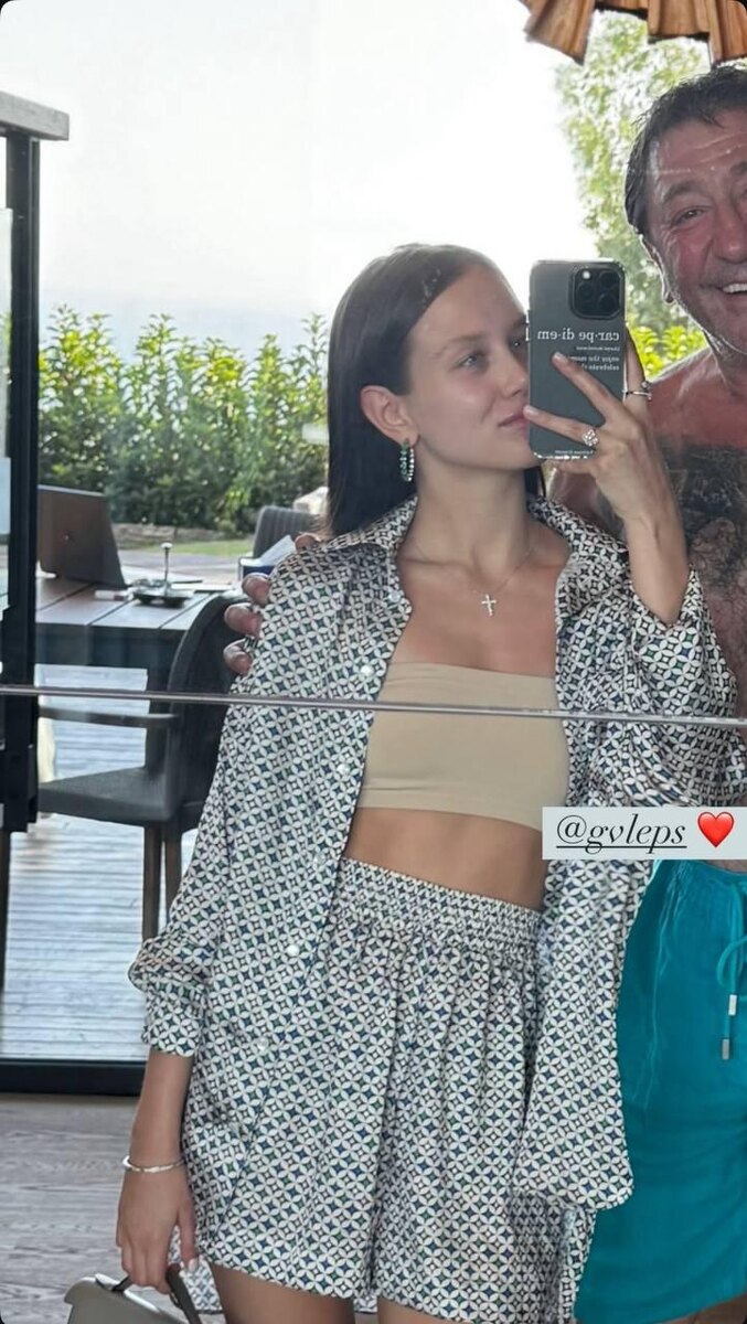 Листайте вправо, чтобы увидеть больше изображений