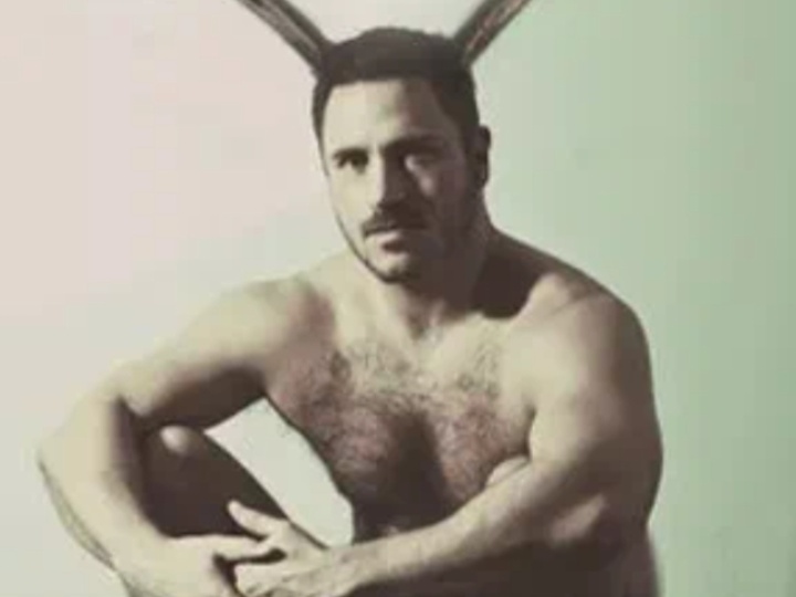 Ушла к другому пока ты вкалывал на вахте .