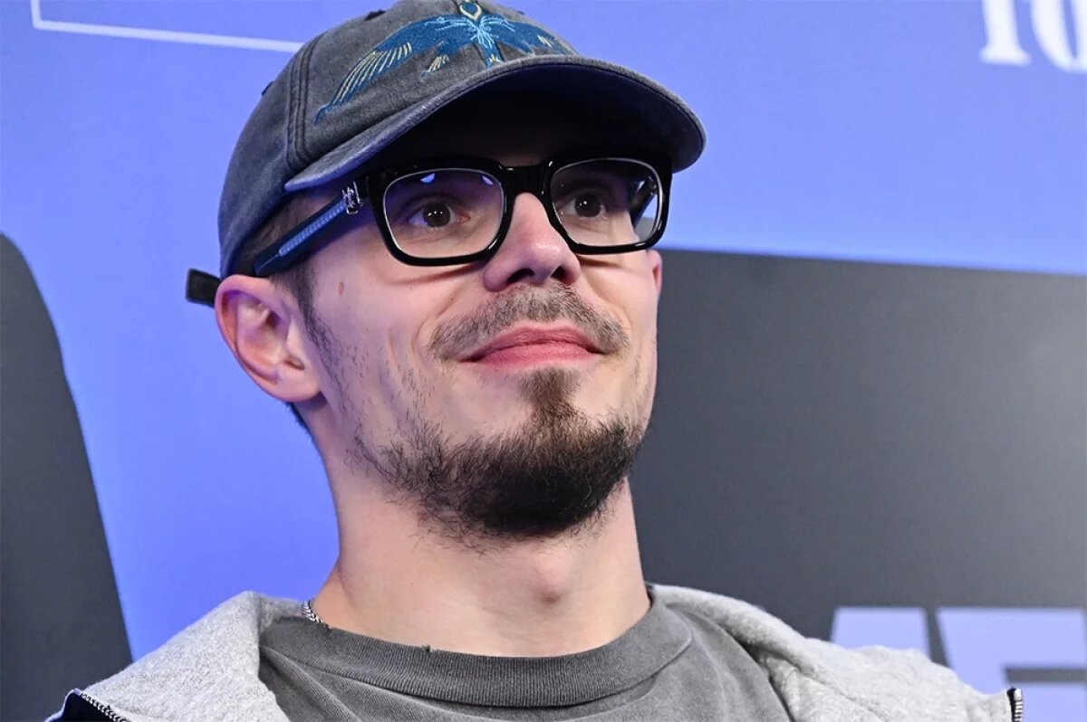    Никита Ефремов.